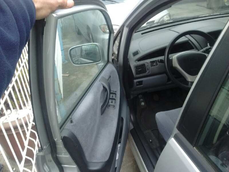 suzuki liana rh (er) del año 2001