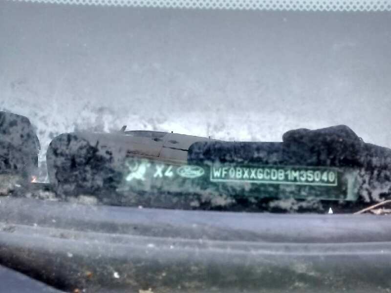 ford focus berlina (cak) del año 2001