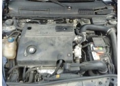 lancia lybra berlina del año 2004 2