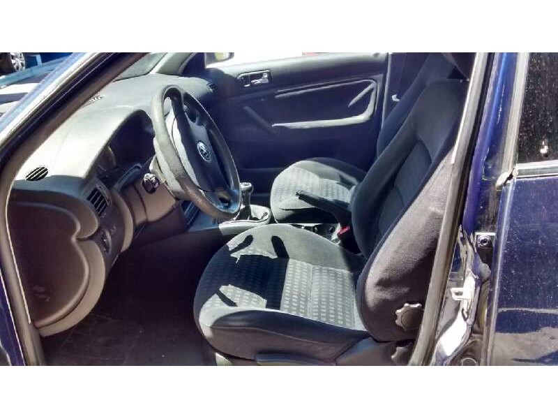 volkswagen passat berlina (3b3) del año 2001