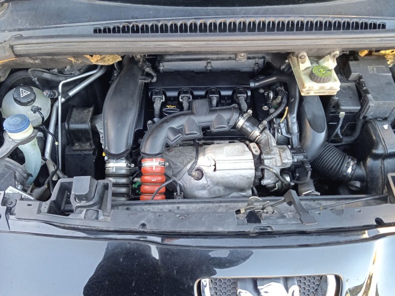 peugeot 5008 (0u_, 0e_) del año 2010