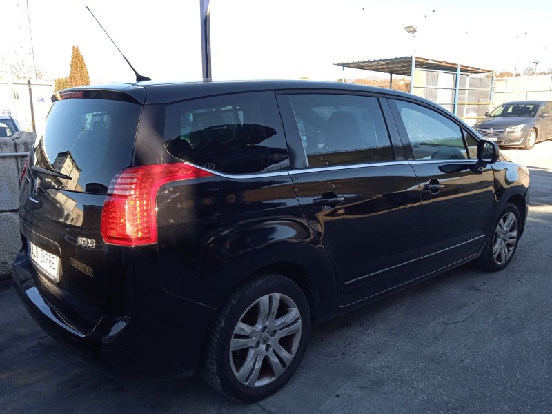 peugeot 5008 (0u_, 0e_) del año 2010