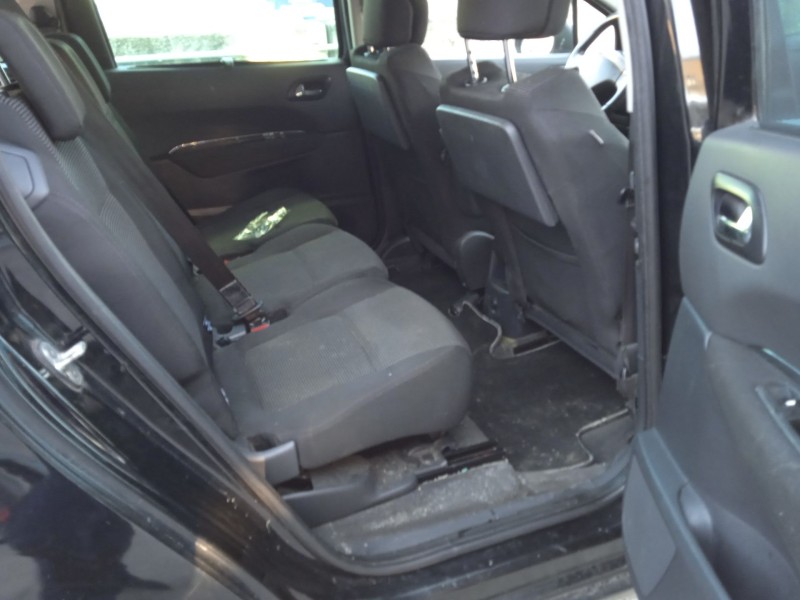 peugeot 5008 (0u_, 0e_) del año 2010