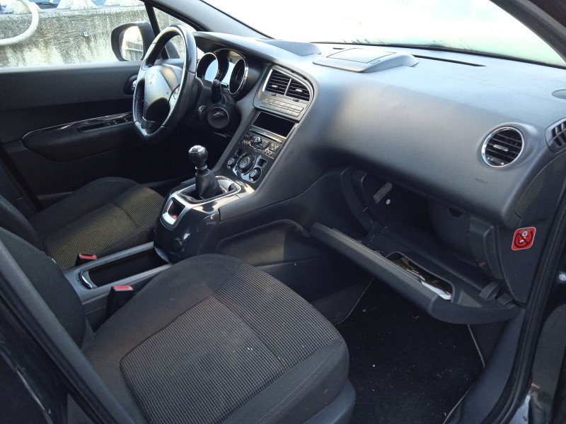 peugeot 5008 (0u_, 0e_) del año 2010