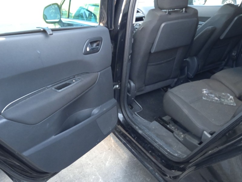 peugeot 5008 (0u_, 0e_) del año 2010