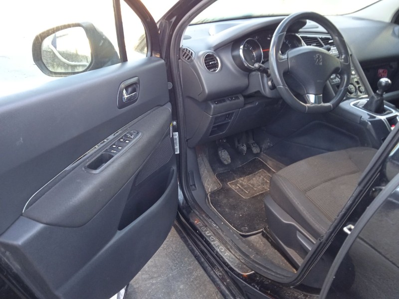 peugeot 5008 (0u_, 0e_) del año 2010