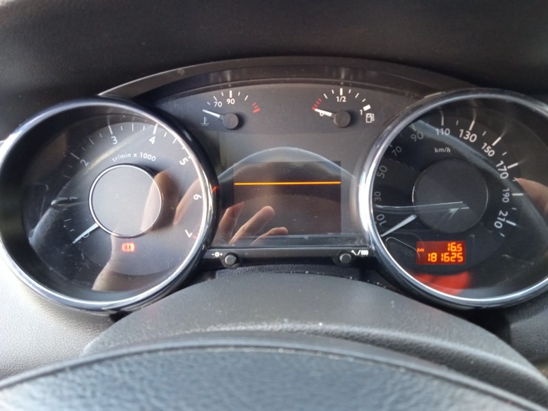 peugeot 5008 (0u_, 0e_) del año 2010