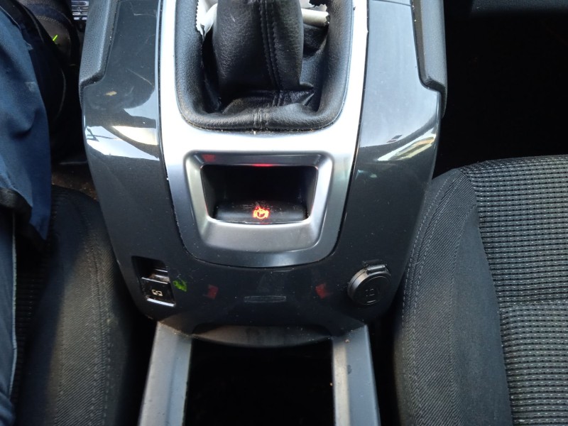 peugeot 5008 (0u_, 0e_) del año 2010