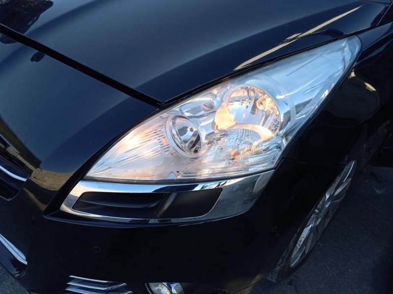 peugeot 5008 (0u_, 0e_) del año 2010