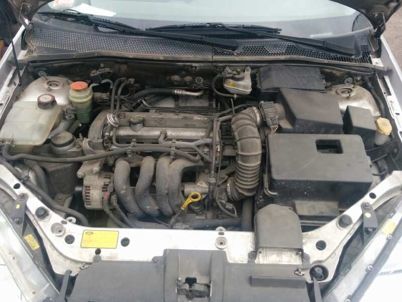 ford focus berlina (cak) del año 2000