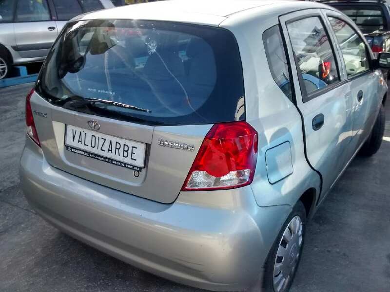 daewoo kalos del año 2004