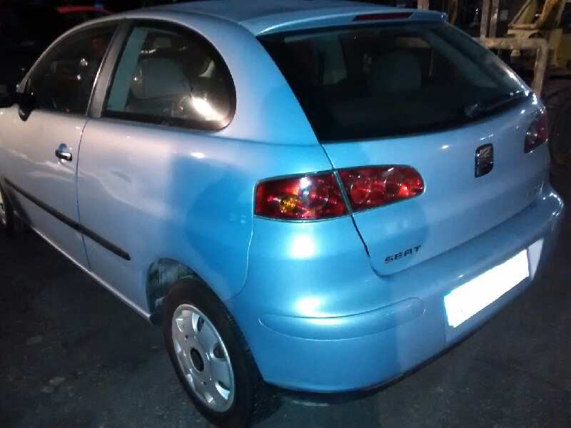 seat ibiza (6l1) del año 2003