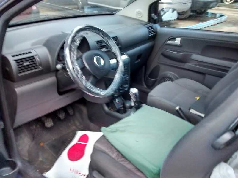 volkswagen fox (5z1) del año 2006