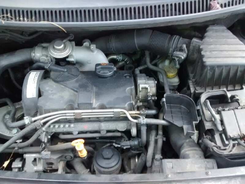 volkswagen fox (5z1) del año 2006