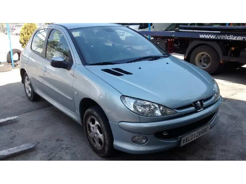 peugeot 206 berlina del año 2004
