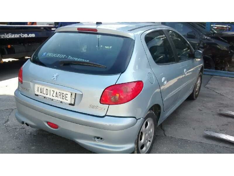 peugeot 206 berlina del año 2004