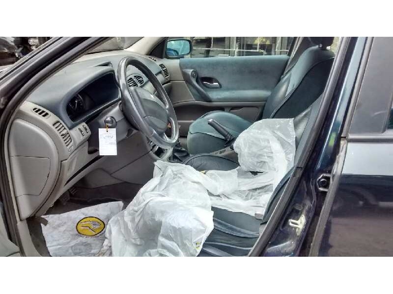 renault laguna ii (bg0) del año 2002