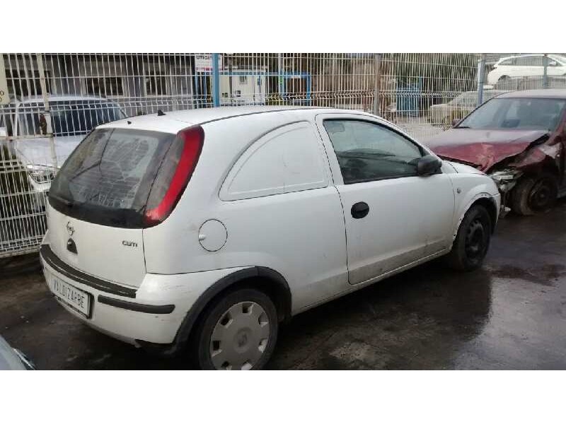 opel corsa c del año 2004