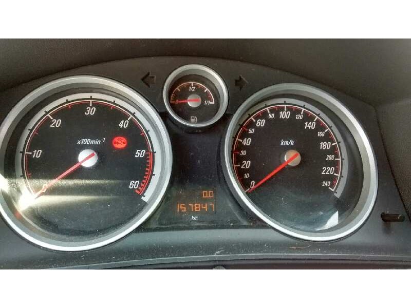 opel astra gtc del año 2009