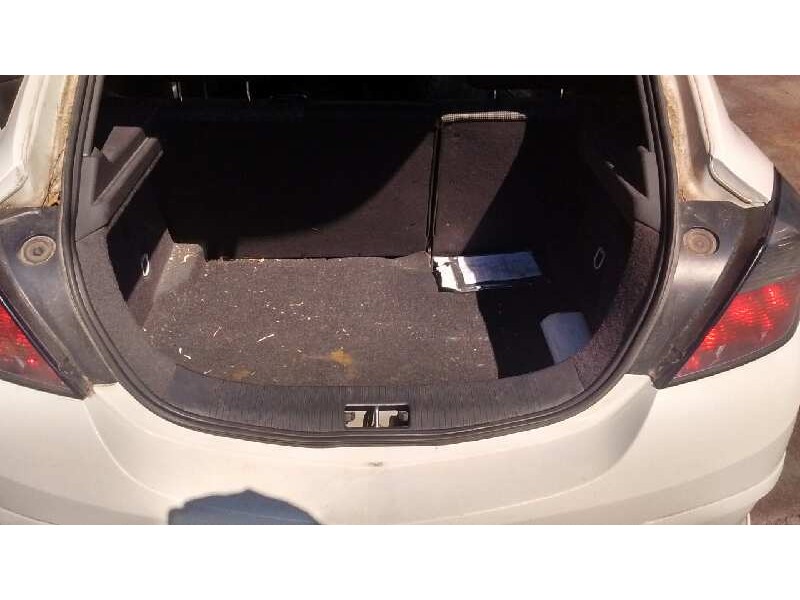 opel astra gtc del año 2009