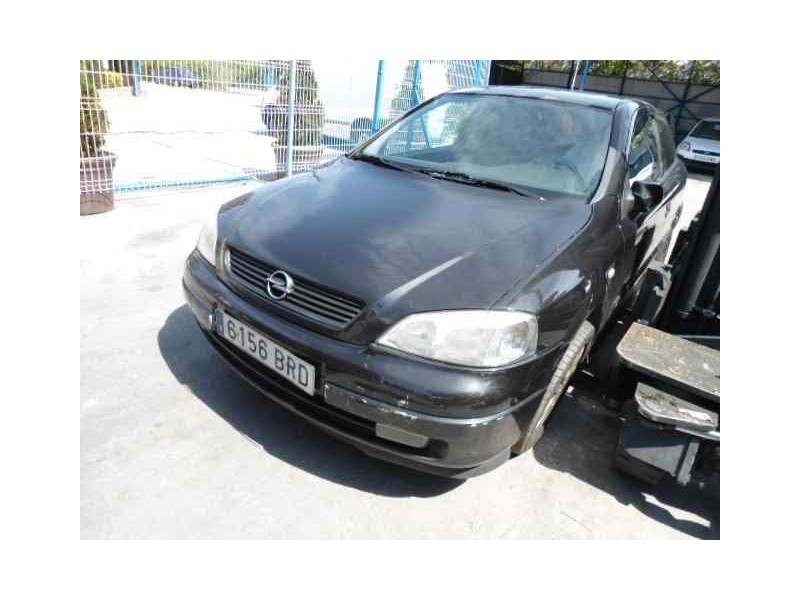 opel astra g berlina del año 2001