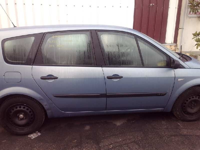 renault scenic ii del año 2004