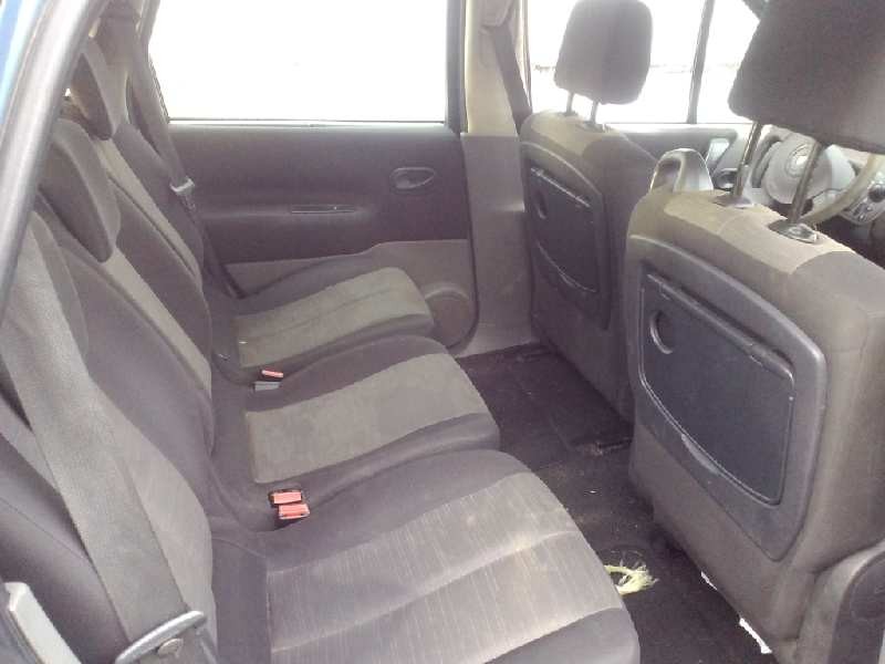 renault scenic ii del año 2004