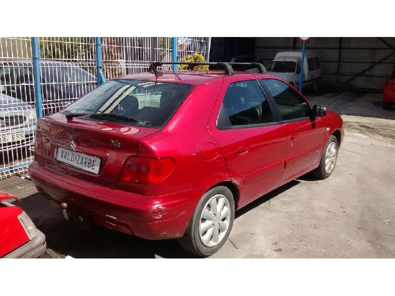 citroën xsara berlina del año 2001