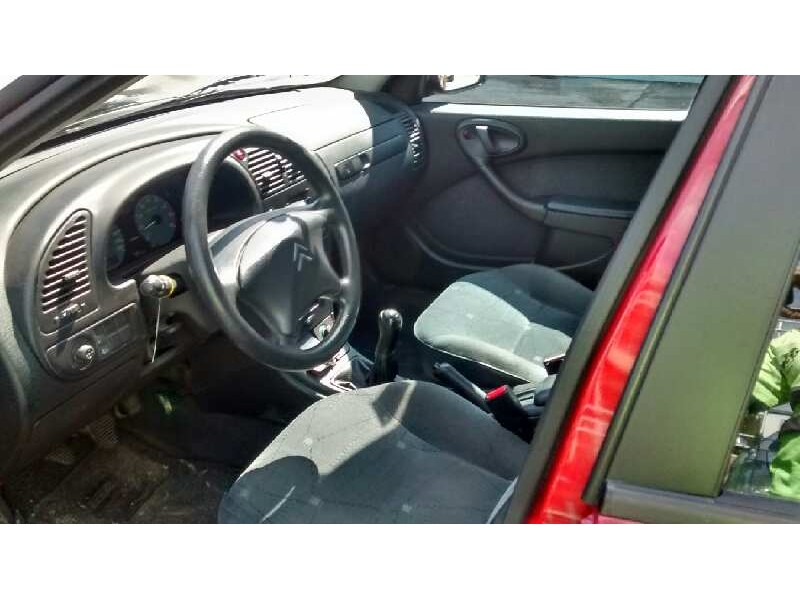 citroën xsara berlina del año 2001