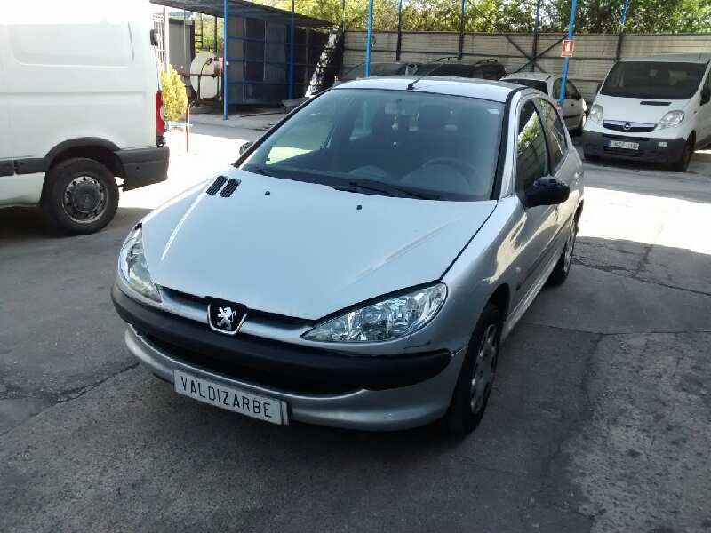 peugeot 206 berlina del año 2004