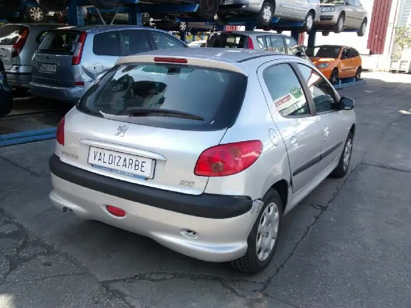 peugeot 206 berlina del año 2004