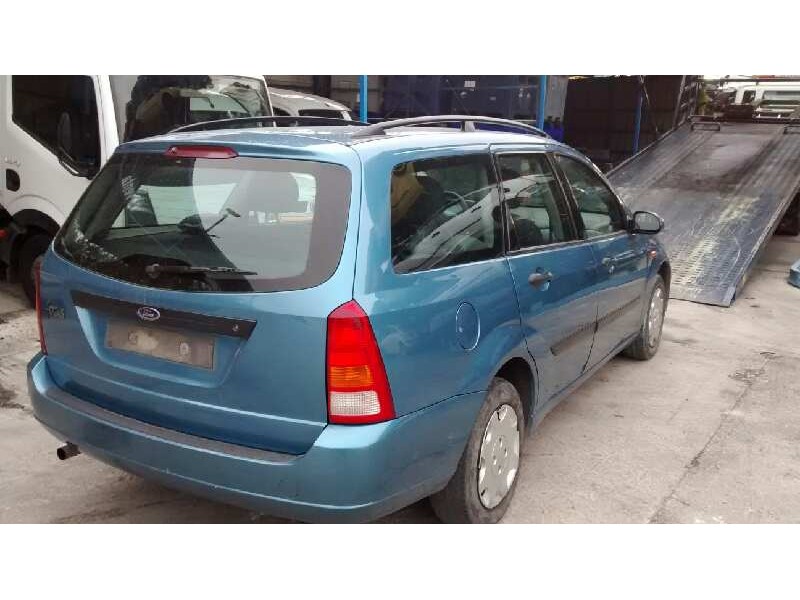 ford focus turnier (cak) del año 2001