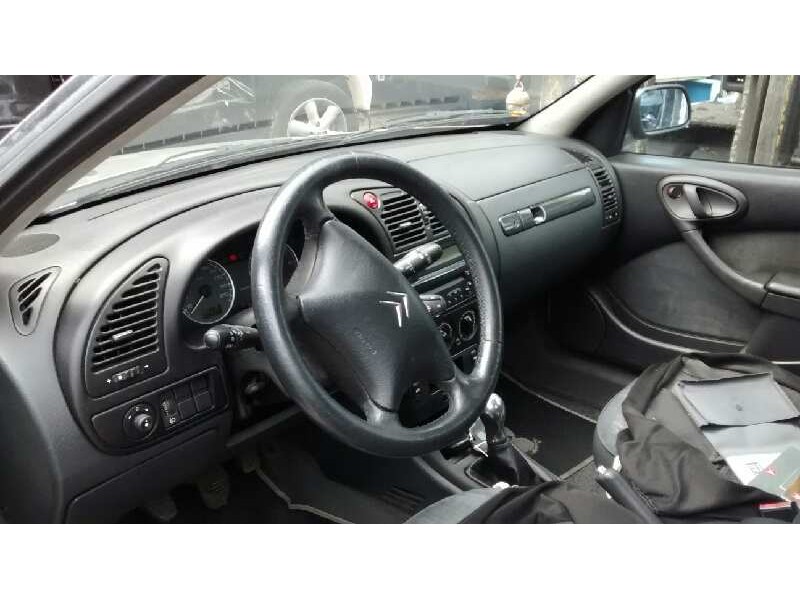 citroën xsara berlina del año 2004