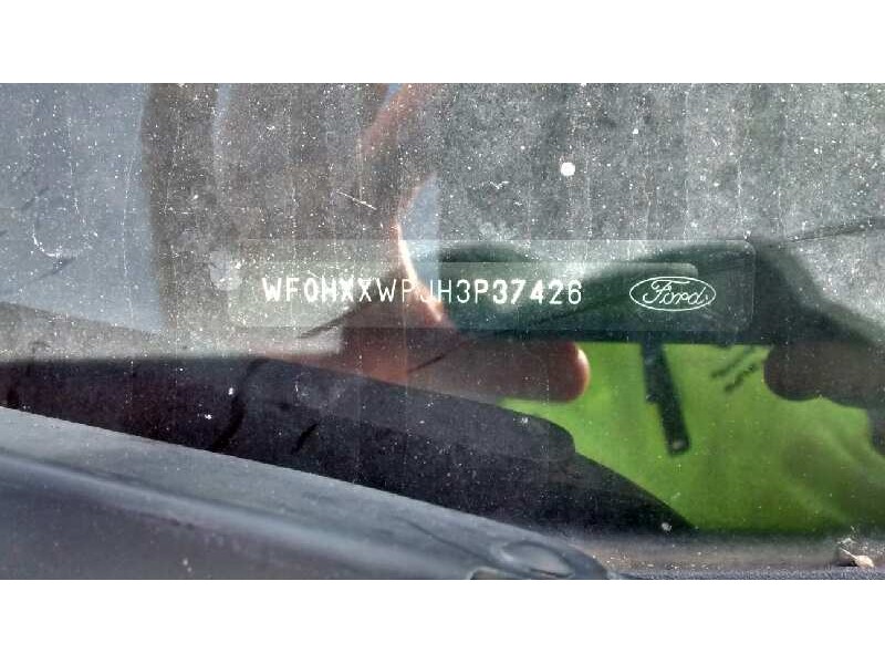 ford fiesta (cbk) del año 2004