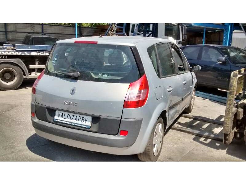 renault scenic ii del año 2004