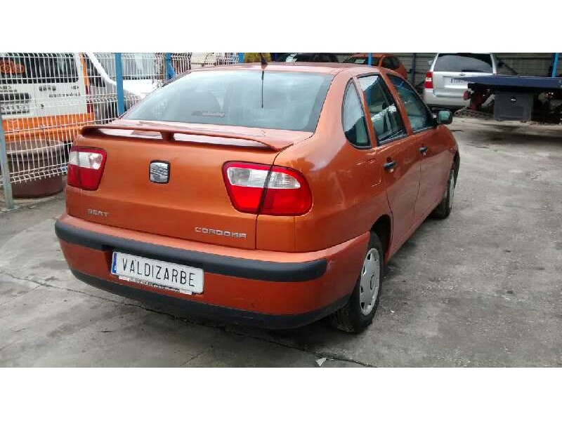 seat cordoba berlina (6k2) del año 2002