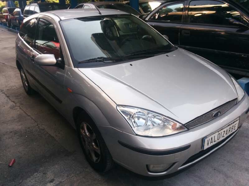 ford focus berlina (cak) del año 2003