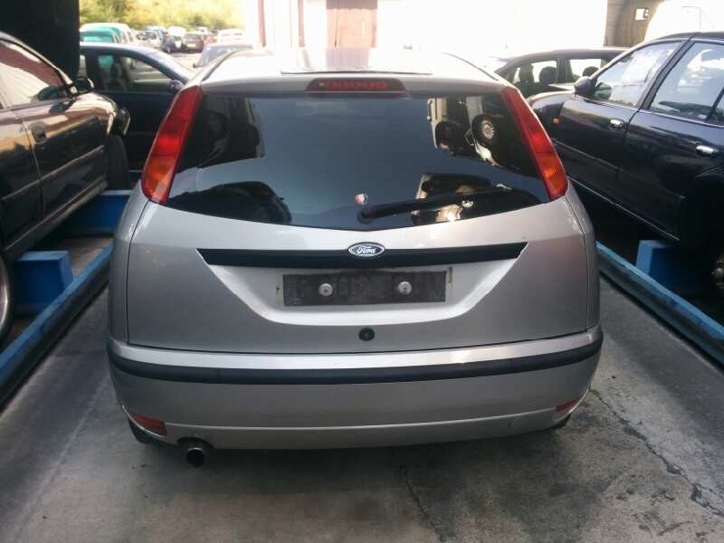 ford focus berlina (cak) del año 2003