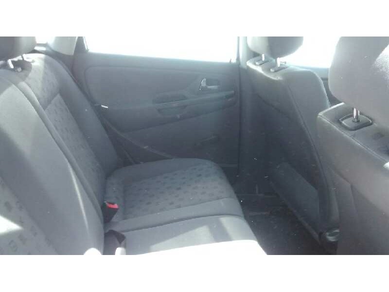 seat ibiza (6k1) del año 2001