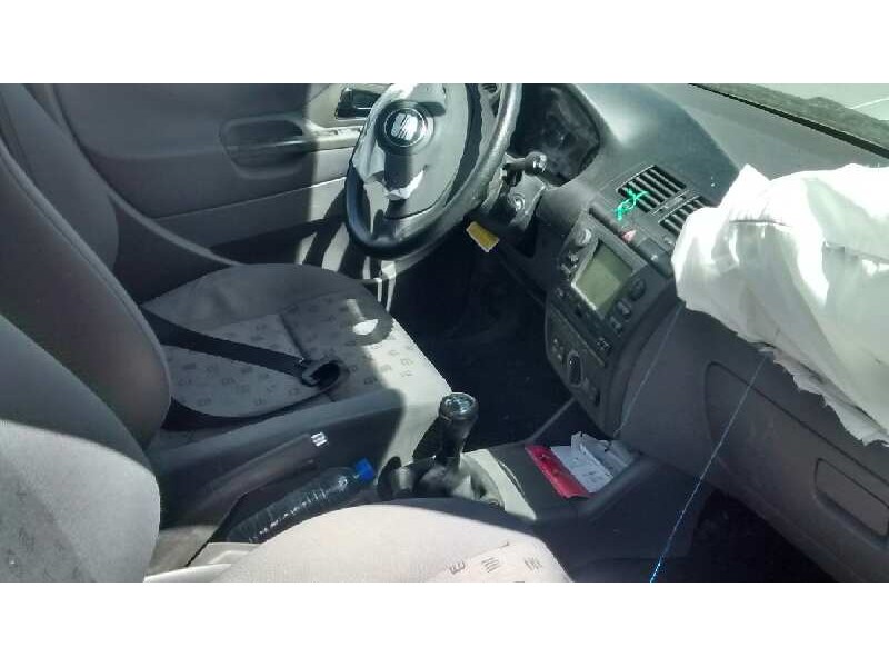 seat ibiza (6k1) del año 2001