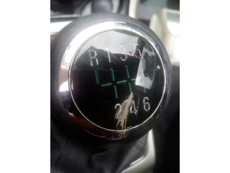 opel astra h berlina del año 2008