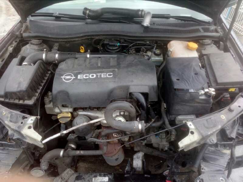 opel astra h berlina del año 2008