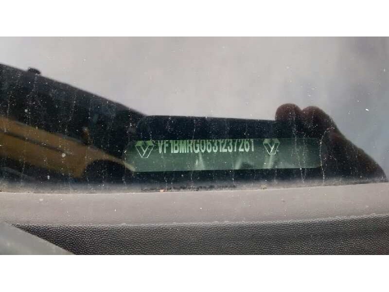 renault megane ii berlina 5p del año 2004