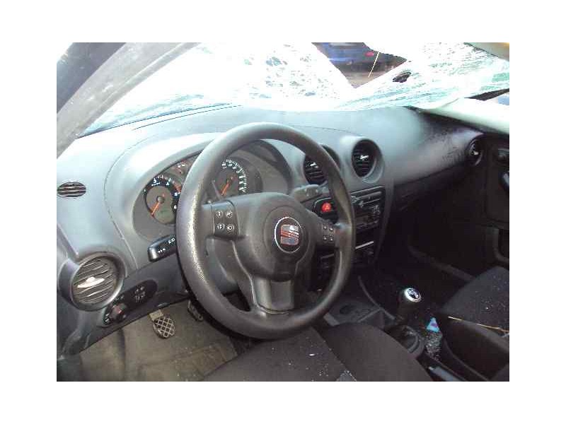 seat ibiza (6l1) del año 2006