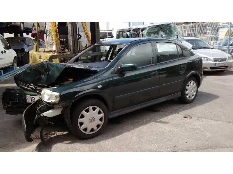 opel astra g berlina del año 2001
