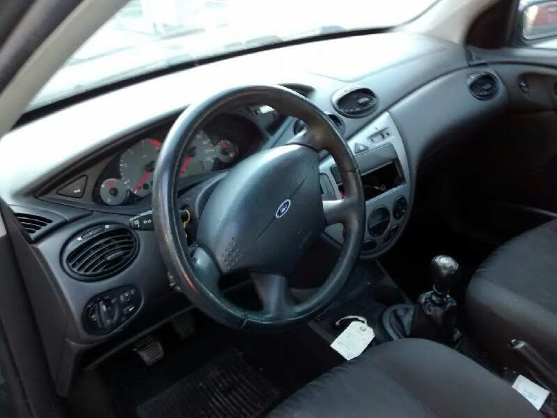 ford focus berlina (cak) del año 2002