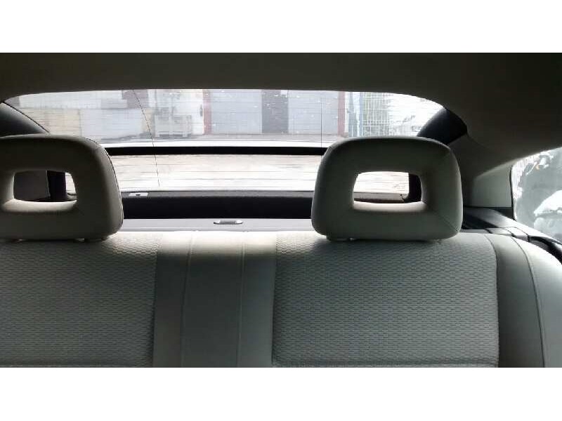 audi a2 (8z) del año 2001