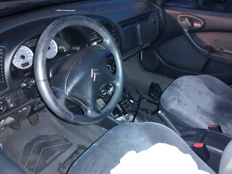 citroën xsara berlina del año 2004