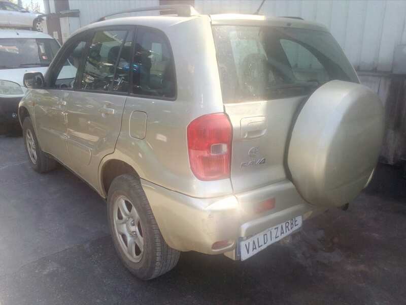 toyota rav 4 (a2) del año 2003