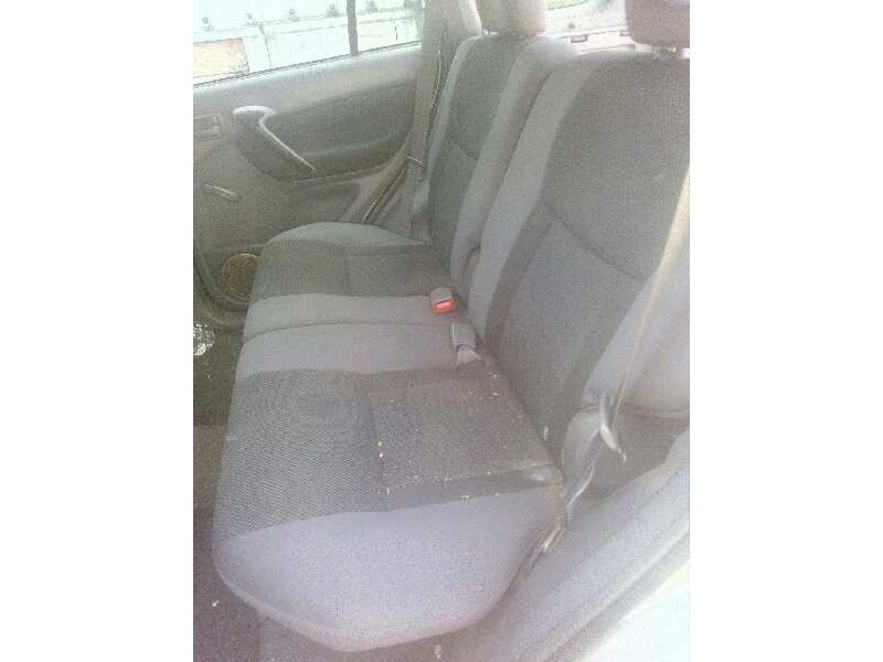 toyota rav 4 (a2) del año 2003